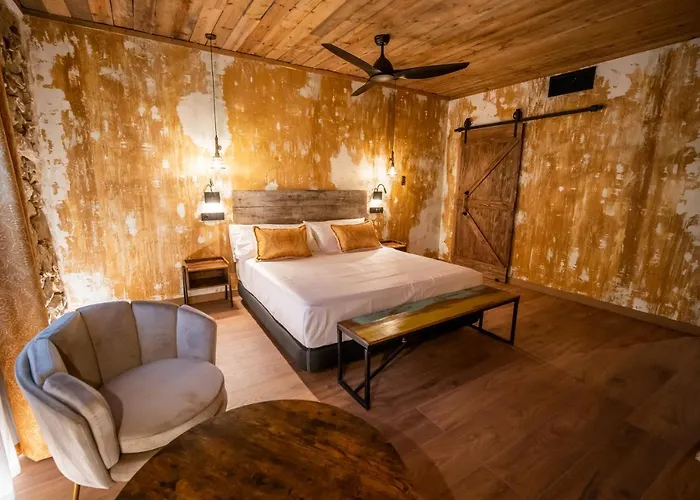 Somnifabrik Hotell 4*